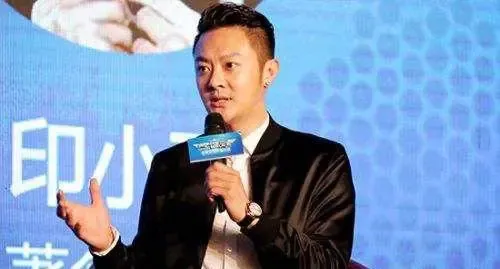边潇潇:诬陷印小天动手打人害了自己,今嫁金牌导演成赢家